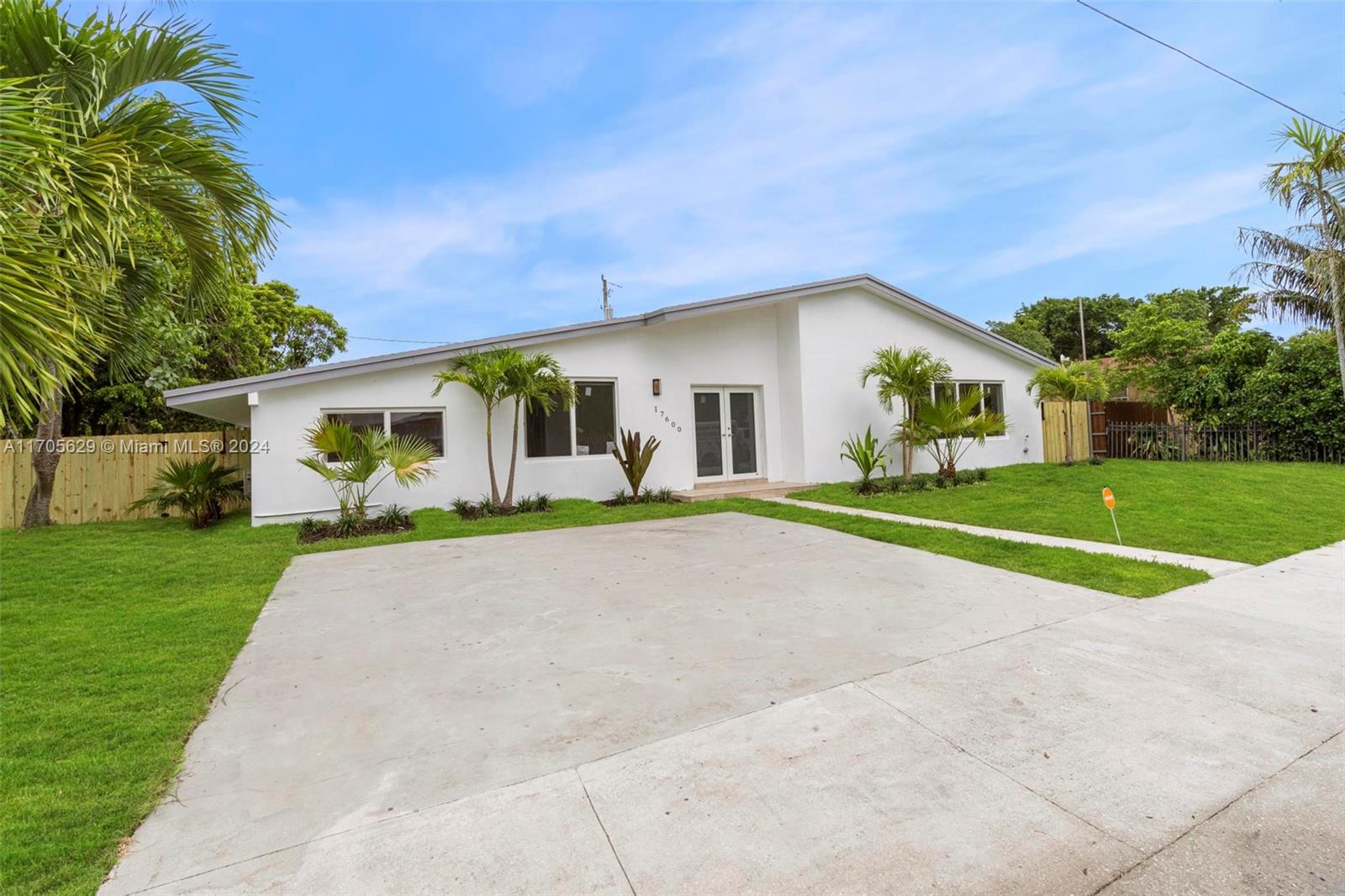 HIGHLAND MANOR SEC 5 - Residential