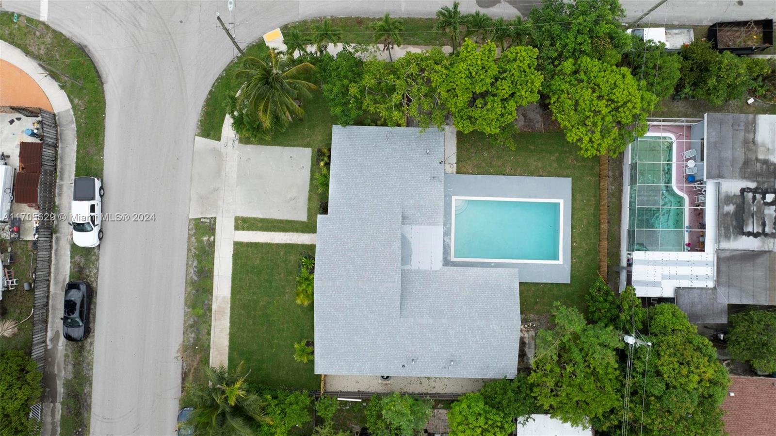 HIGHLAND MANOR SEC 5 - Residential