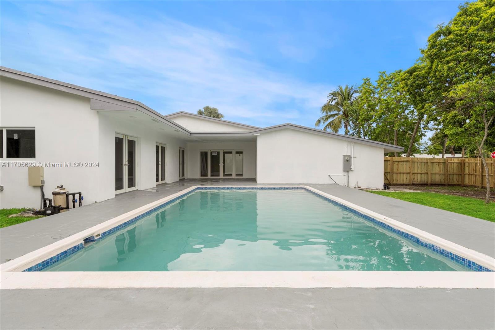 HIGHLAND MANOR SEC 5 - Residential