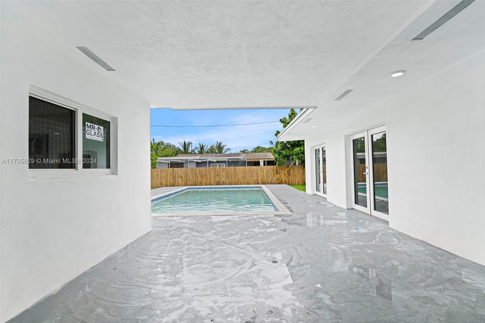 HIGHLAND MANOR SEC 5 - Residential