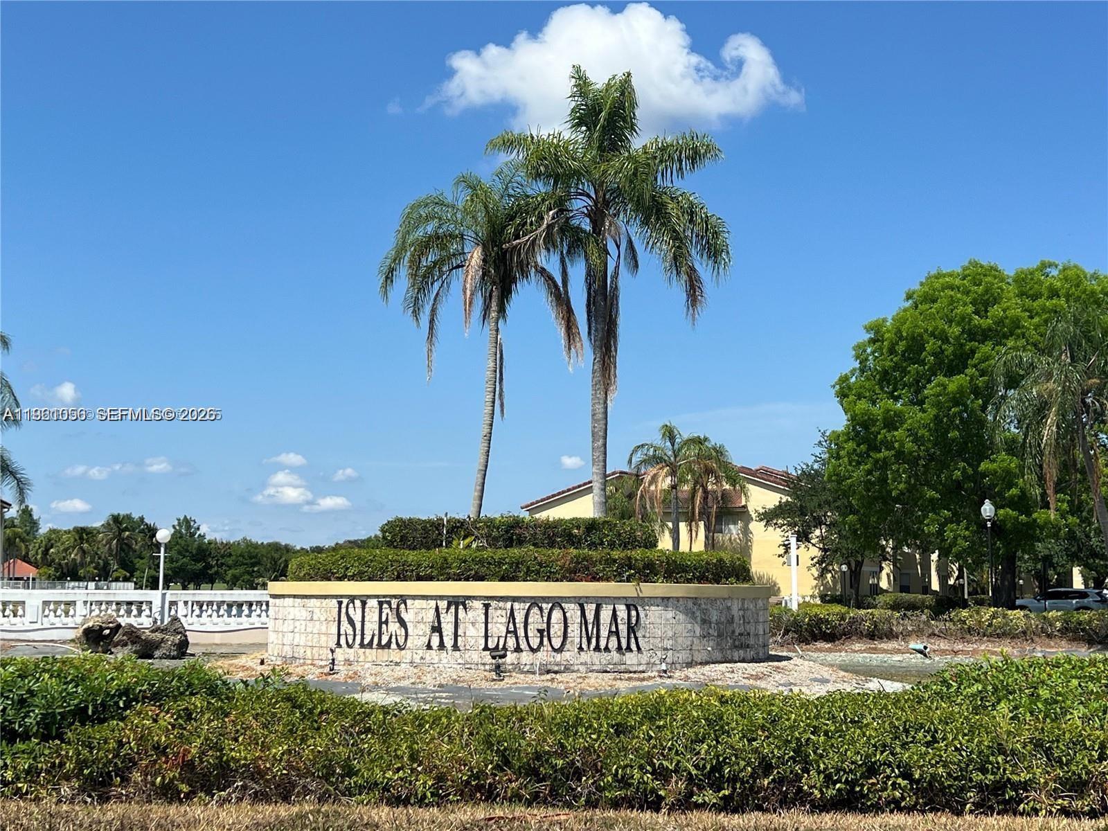 ISLES AT LAGO MAR CONDO - Residential