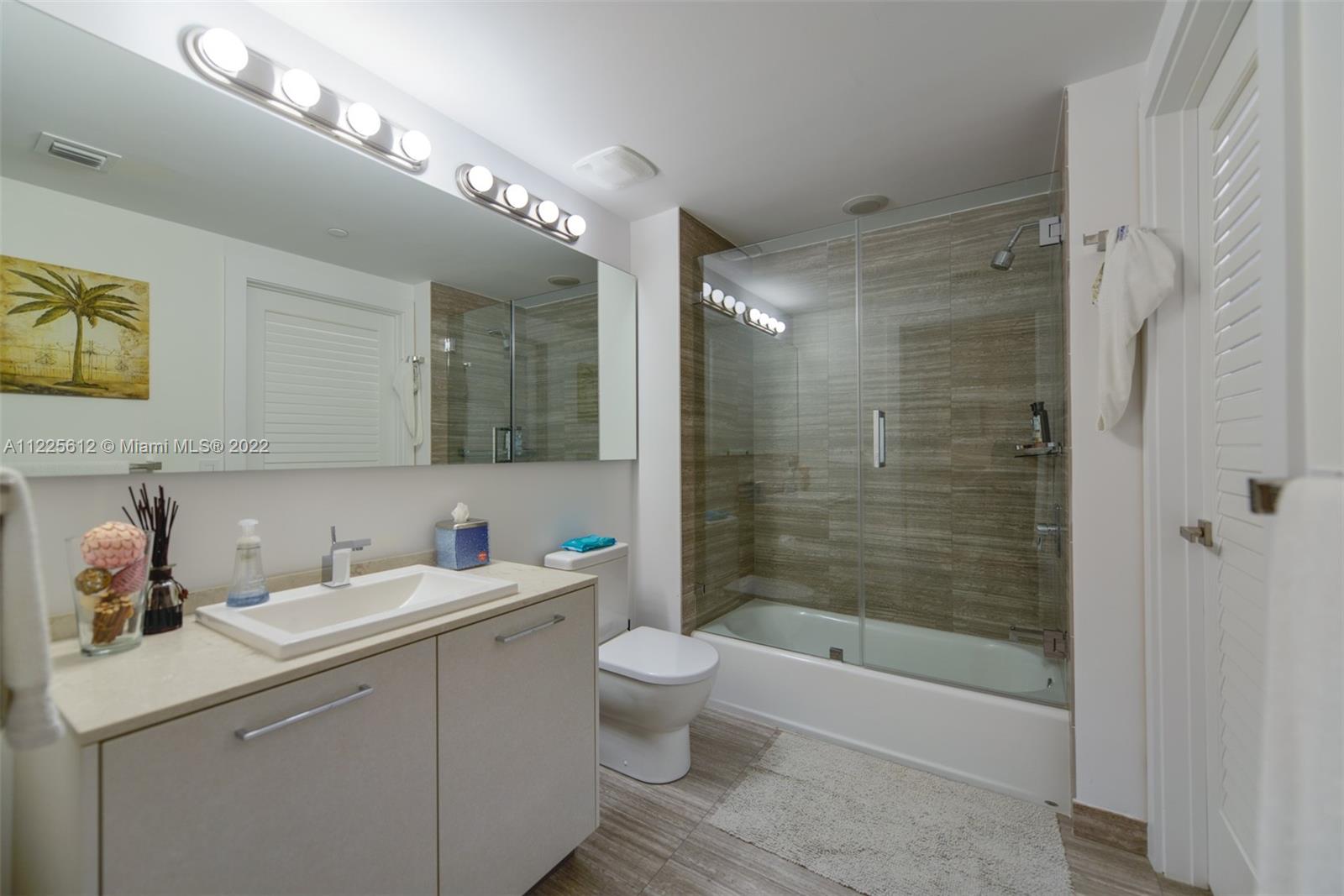 1010 BRICKELL CONDO - Residential