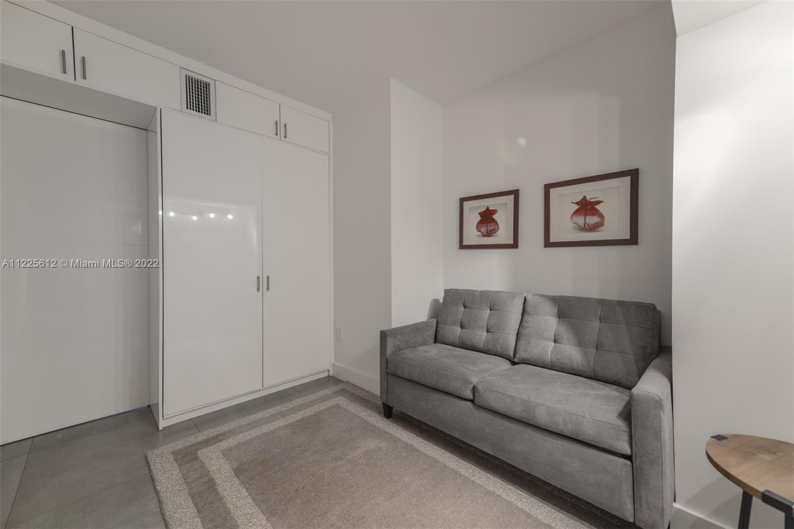1010 BRICKELL CONDO - Residential