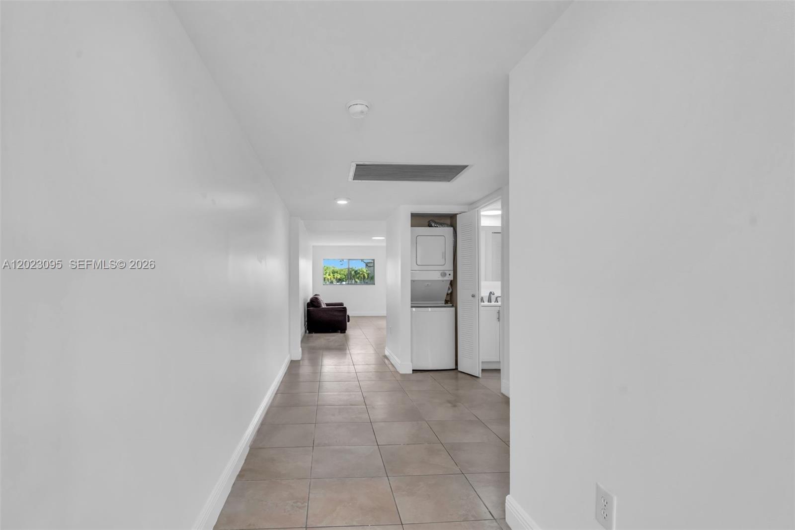 SUFFOLK AT CENTURY VILLAG - Residential