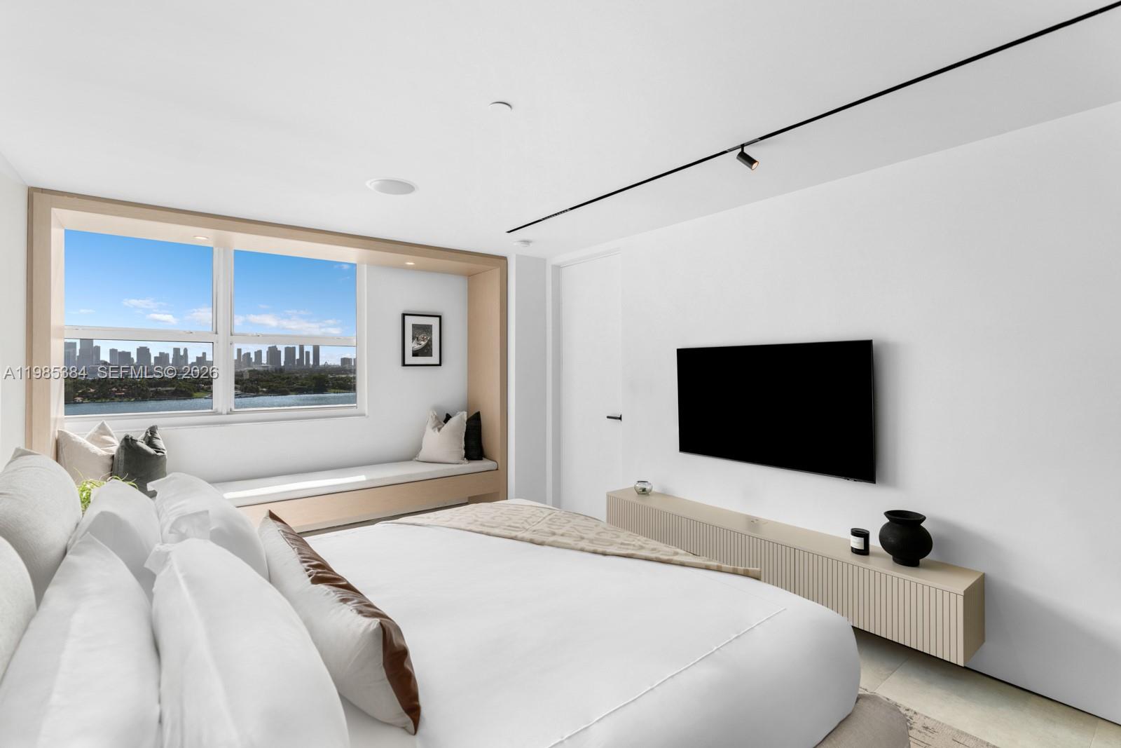 THE FLORIDIAN CONDO - Residential
