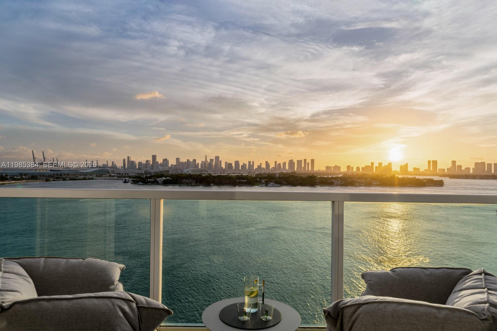 THE FLORIDIAN CONDO - Residential