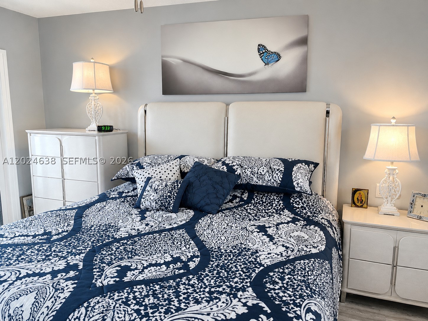 BEVERLY HILLS CONDO NUMBE - Residential Lease