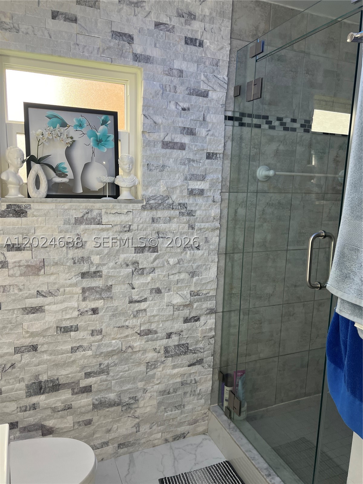 BEVERLY HILLS CONDO NUMBE - Residential Lease