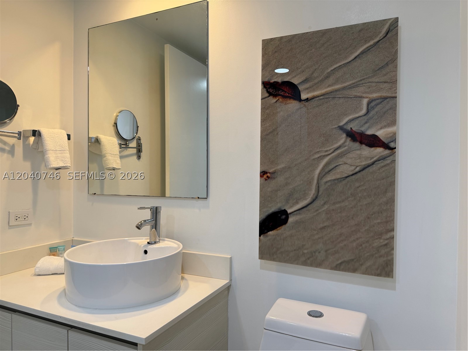 BEACHWALK CONDOMINIUM - Residential