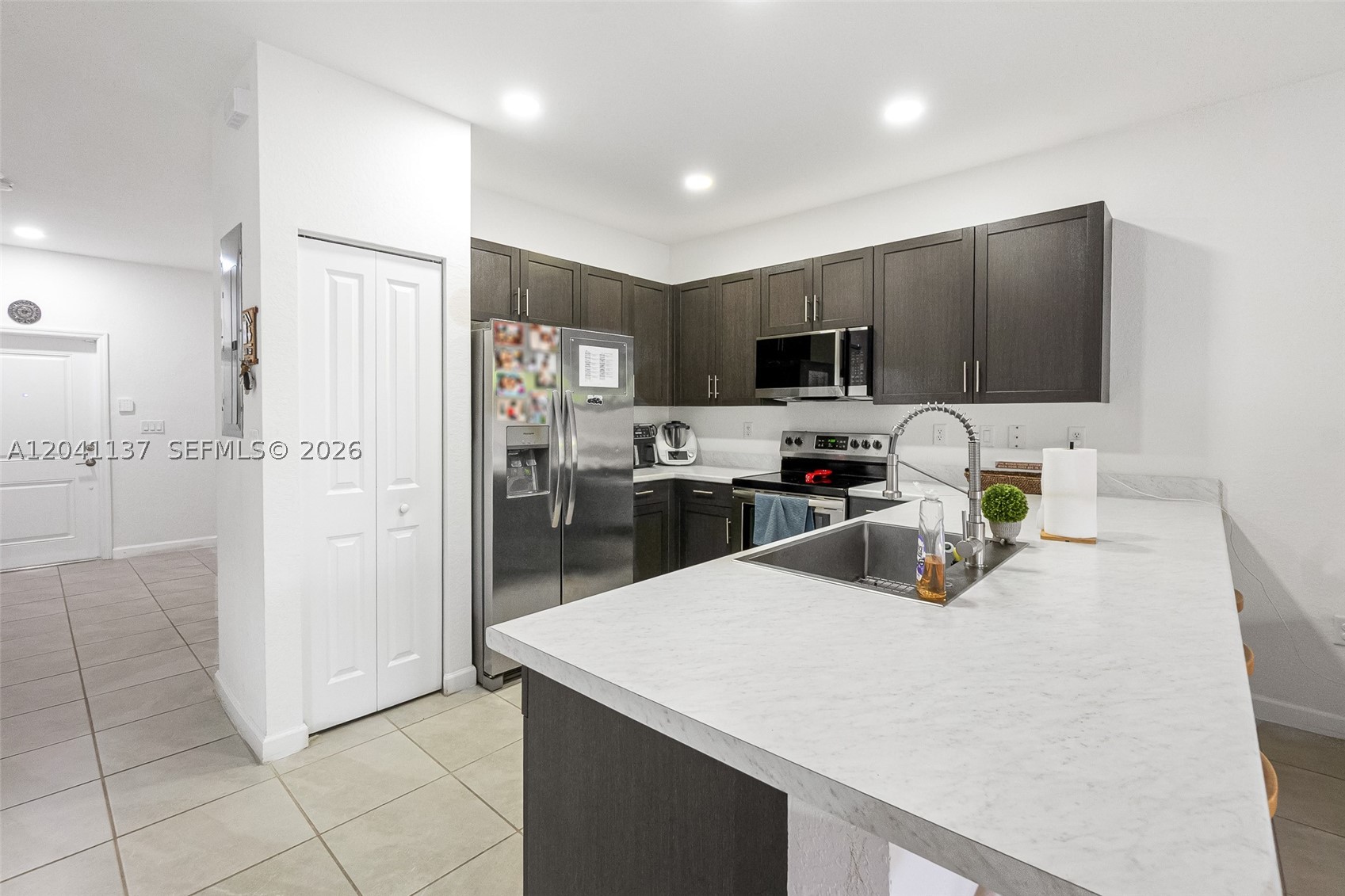 PINE ISLE - Residential