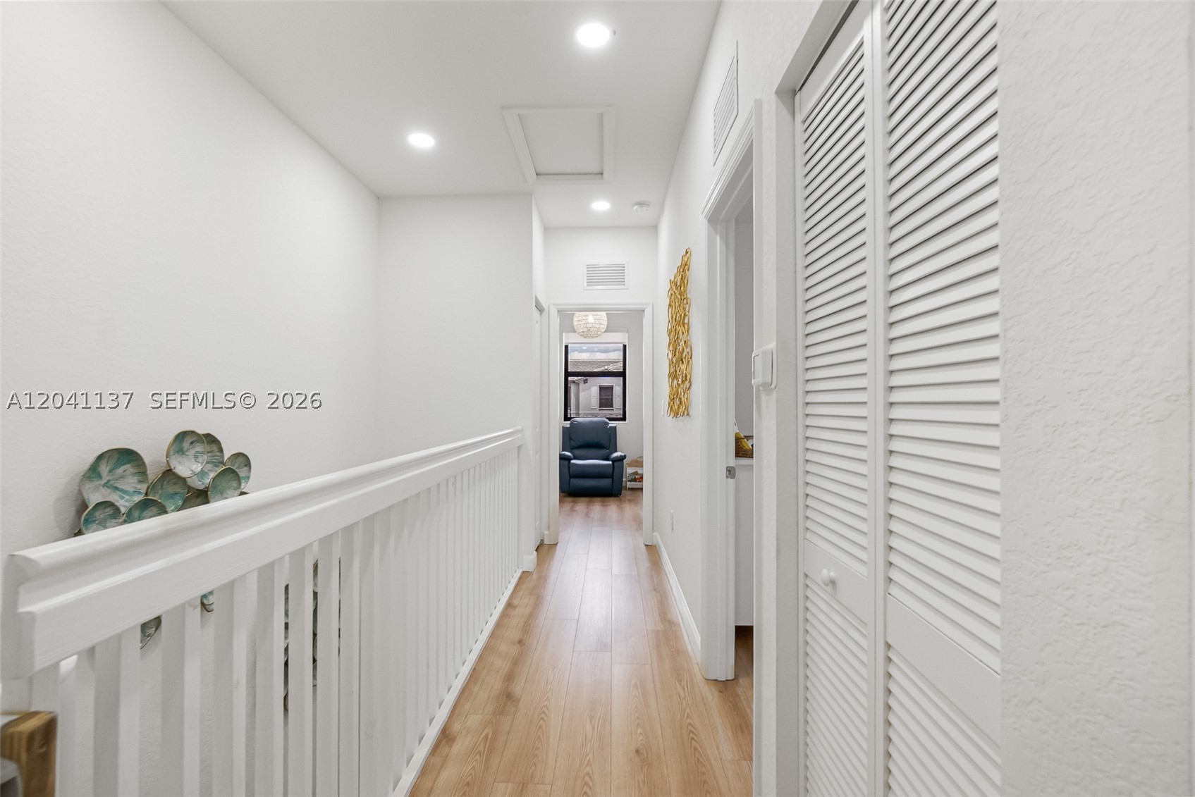 PINE ISLE - Residential