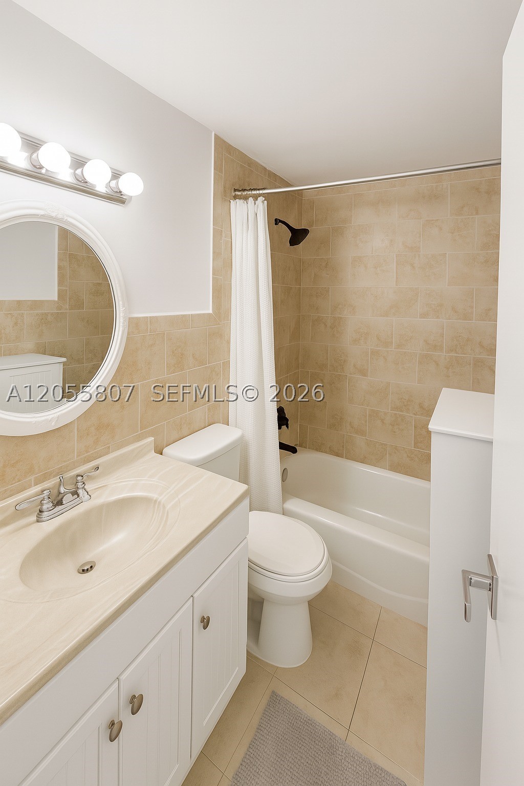 FOUR AMBASSADORS CONDO PH - Residential Lease