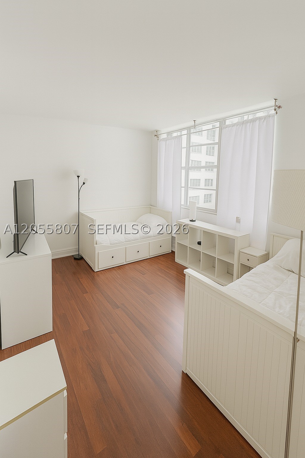 FOUR AMBASSADORS CONDO PH - Residential Lease