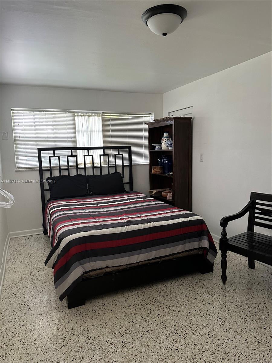 CAMNER MANOR 2ND ADDN - Residential