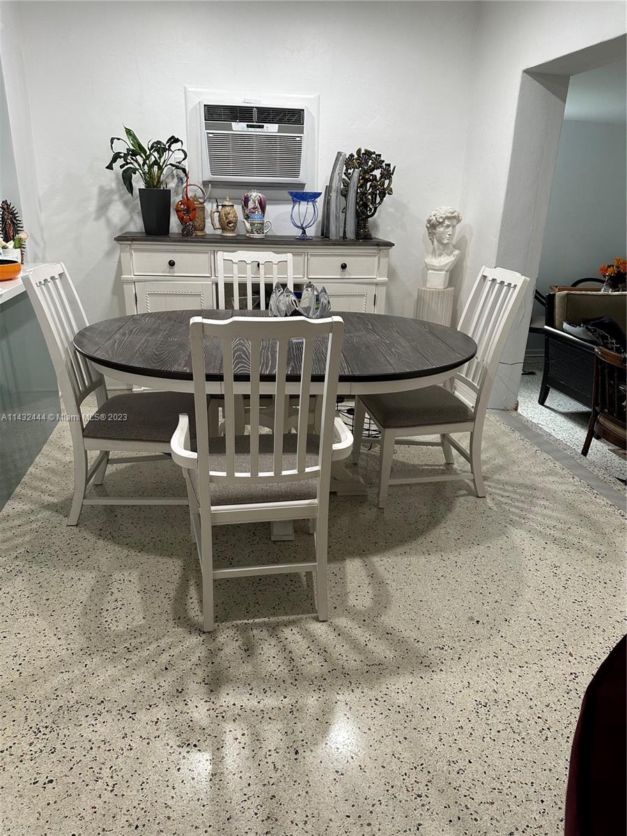 CAMNER MANOR 2ND ADDN - Residential