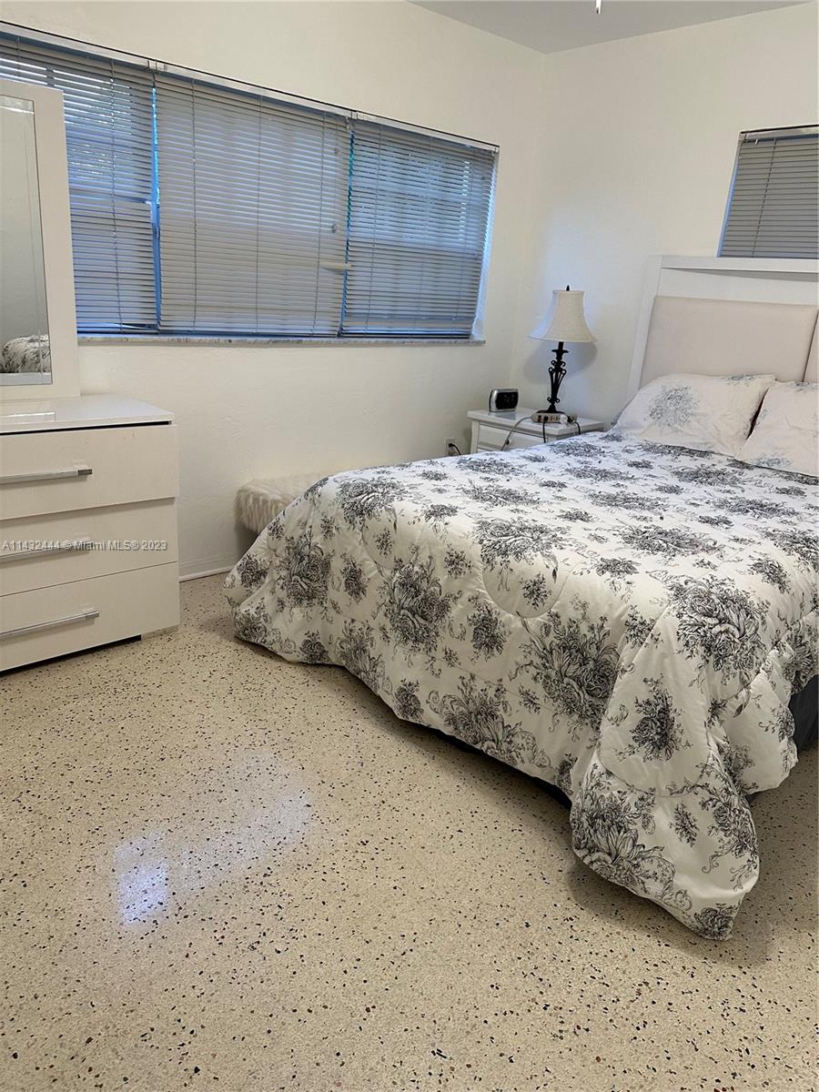 CAMNER MANOR 2ND ADDN - Residential