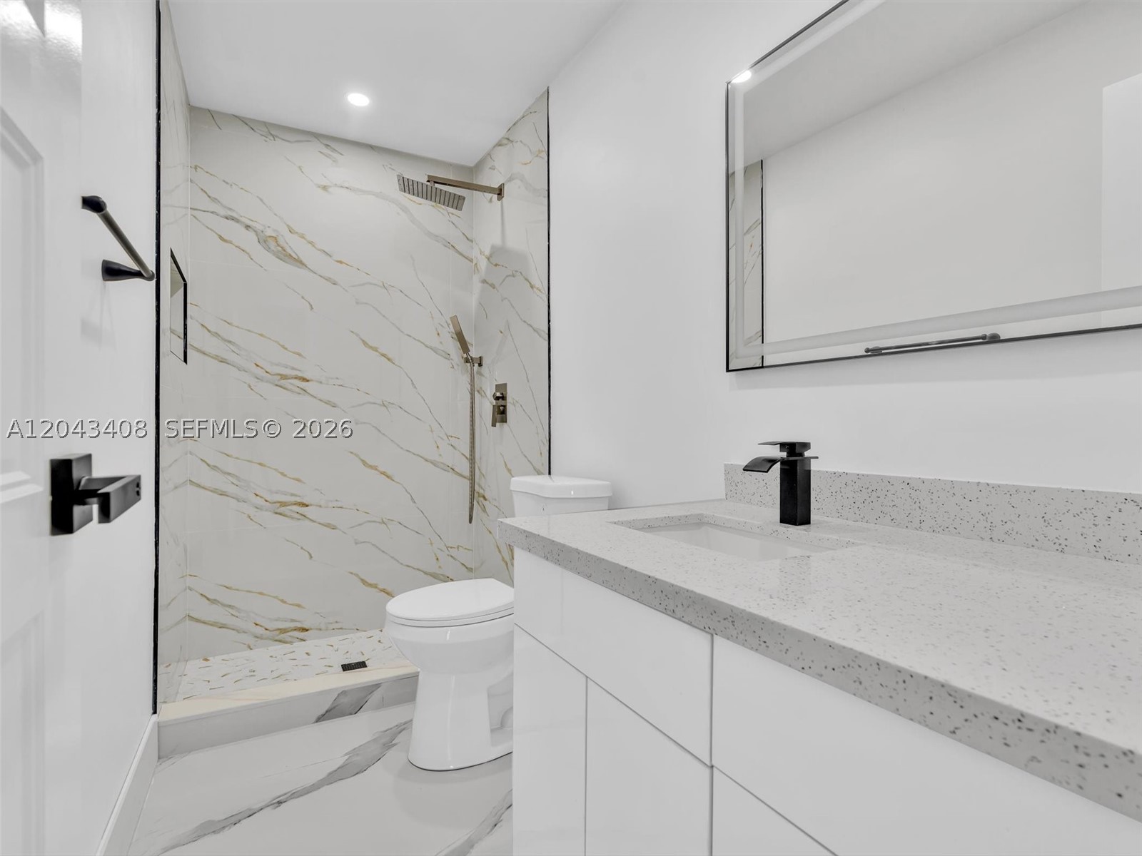 GOLD KEY VILLAS WEST - Residential