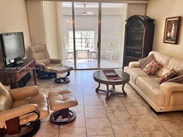 CYPRESS CHASE CONDO NO 1 - Residential