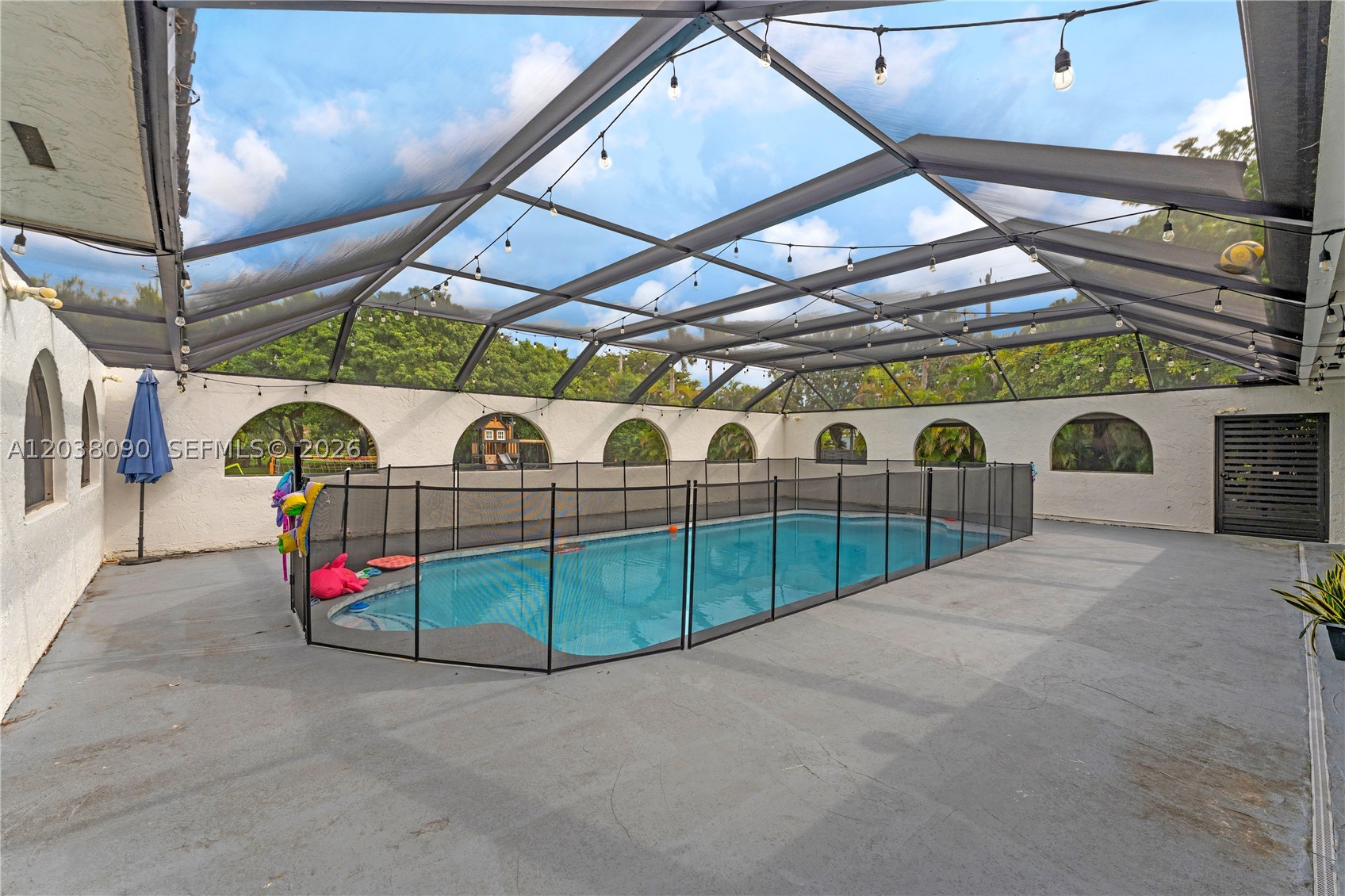 SWEETWATER ESTATES SUB - Residential