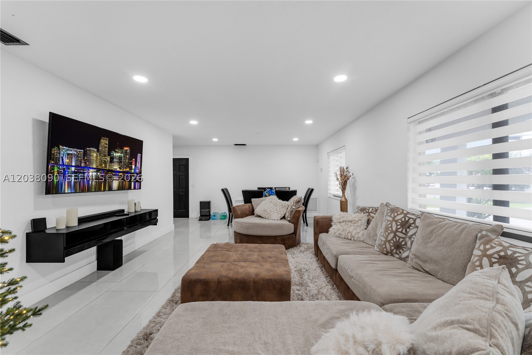 SWEETWATER ESTATES SUB - Residential