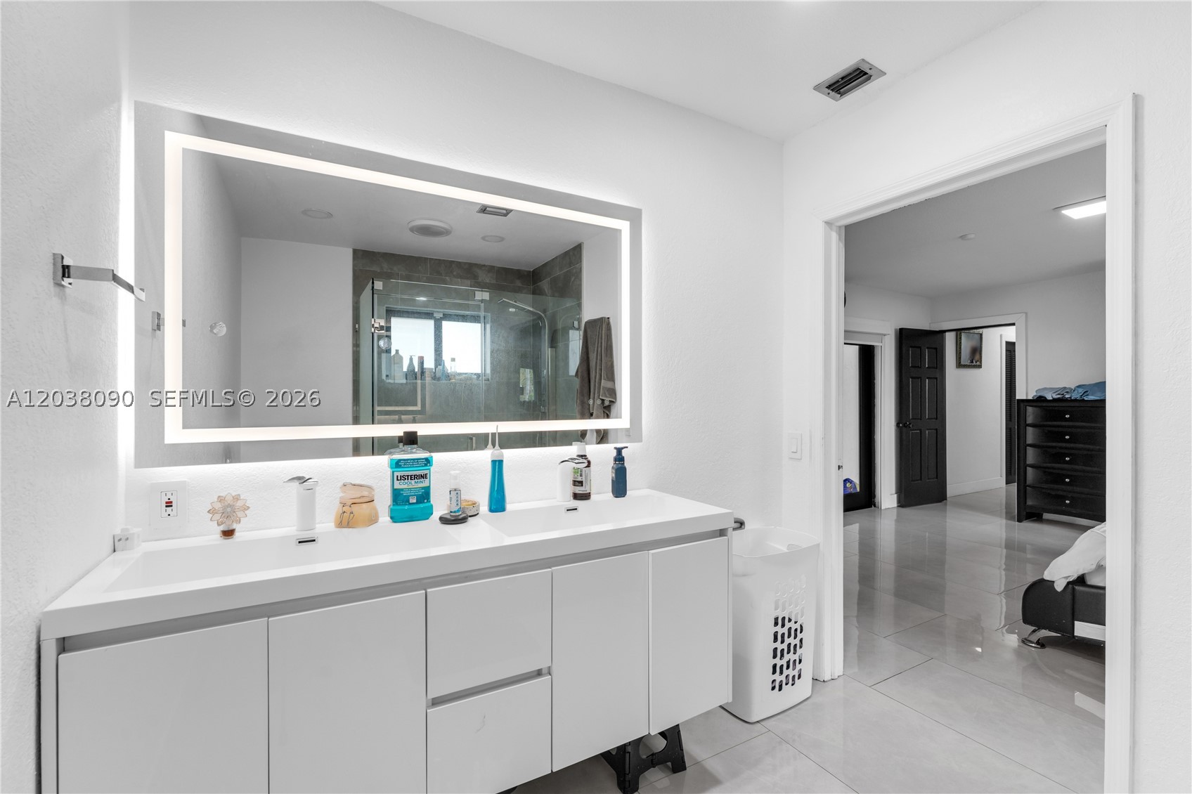SWEETWATER ESTATES SUB - Residential