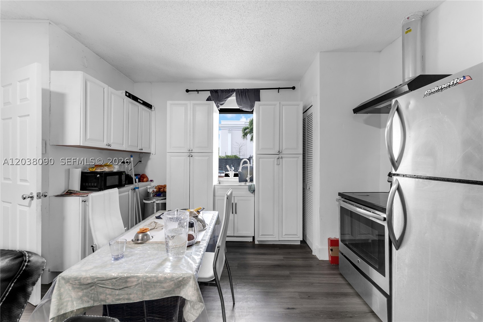 SWEETWATER ESTATES SUB - Residential