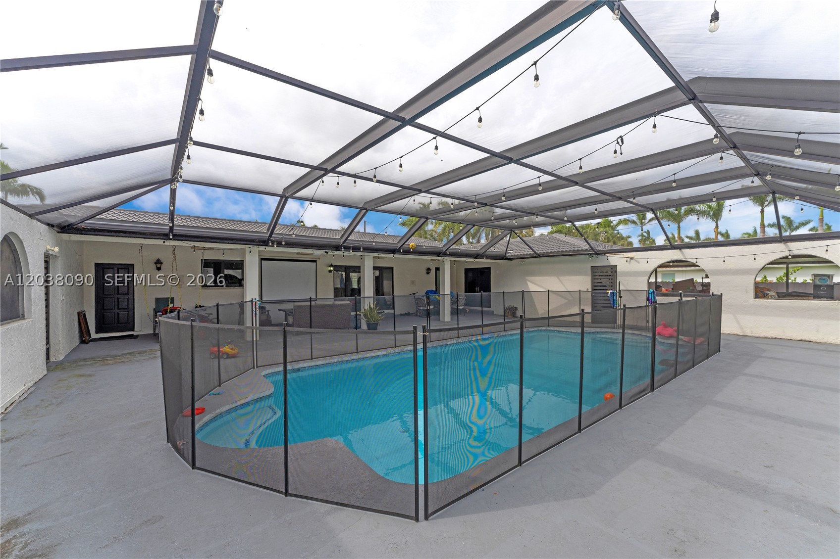 SWEETWATER ESTATES SUB - Residential