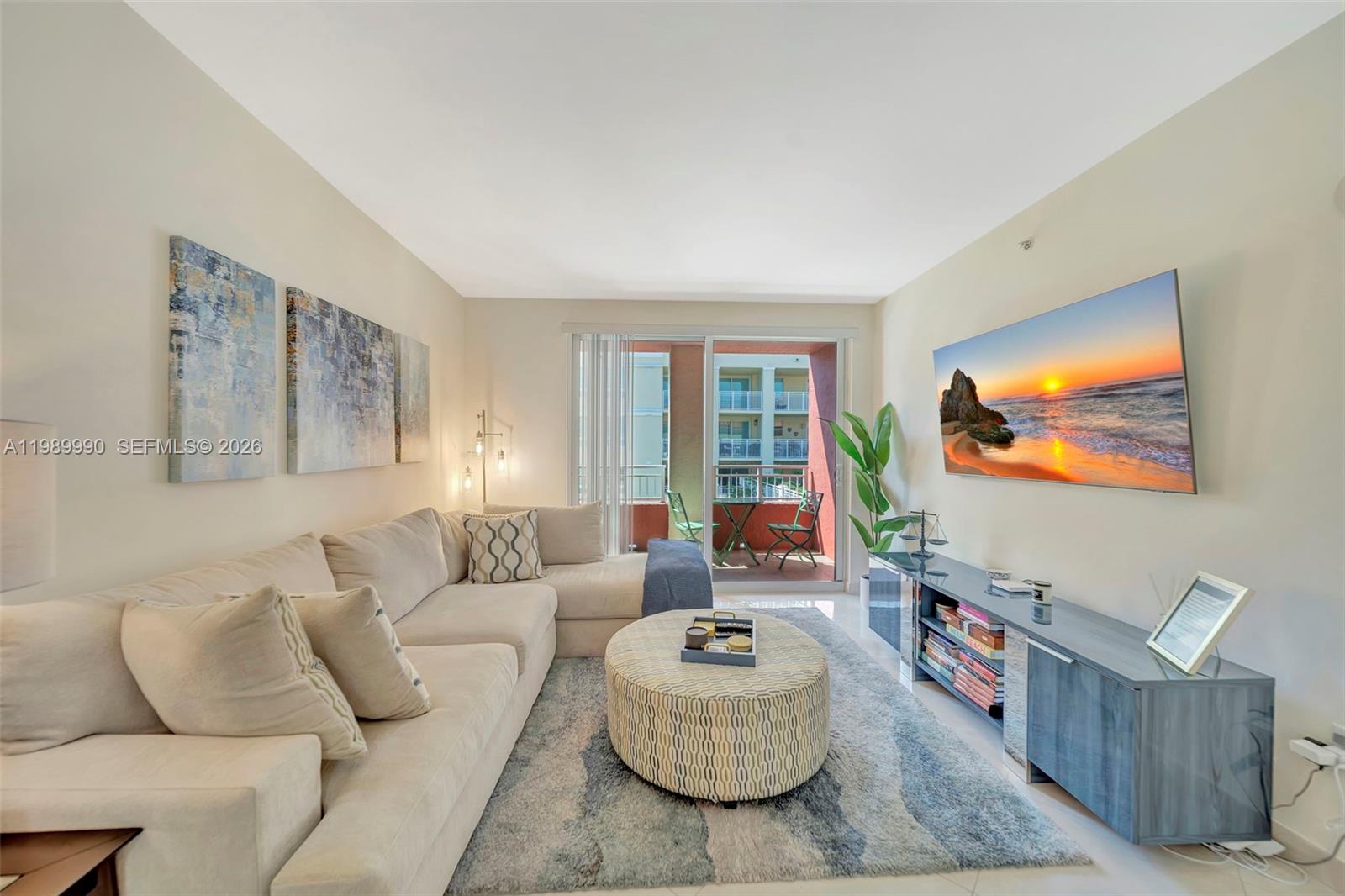 TOSCANO CONDO - Residential