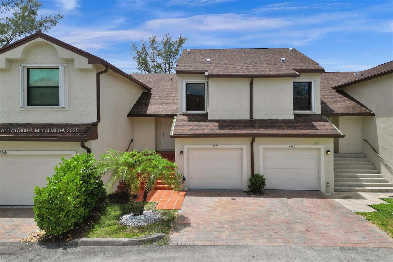 TANGLEWOOD TOWNHOMES SECT - Residential