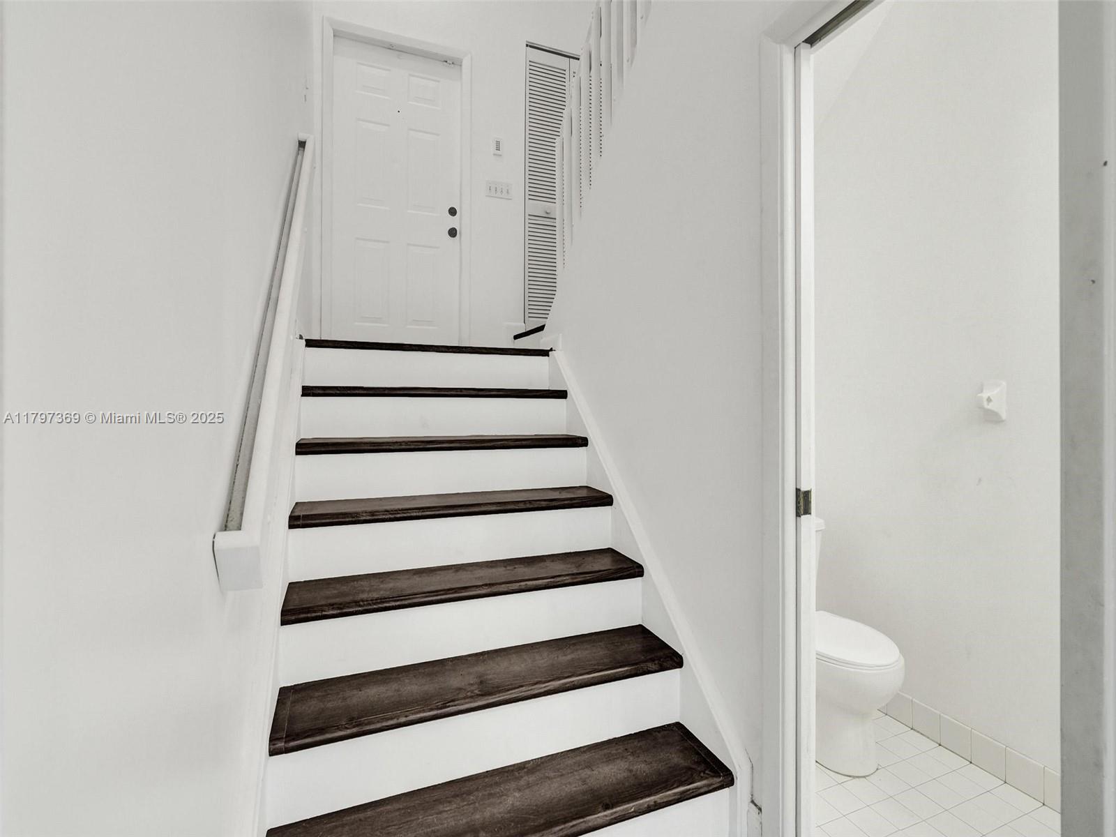 TANGLEWOOD TOWNHOMES SECT - Residential