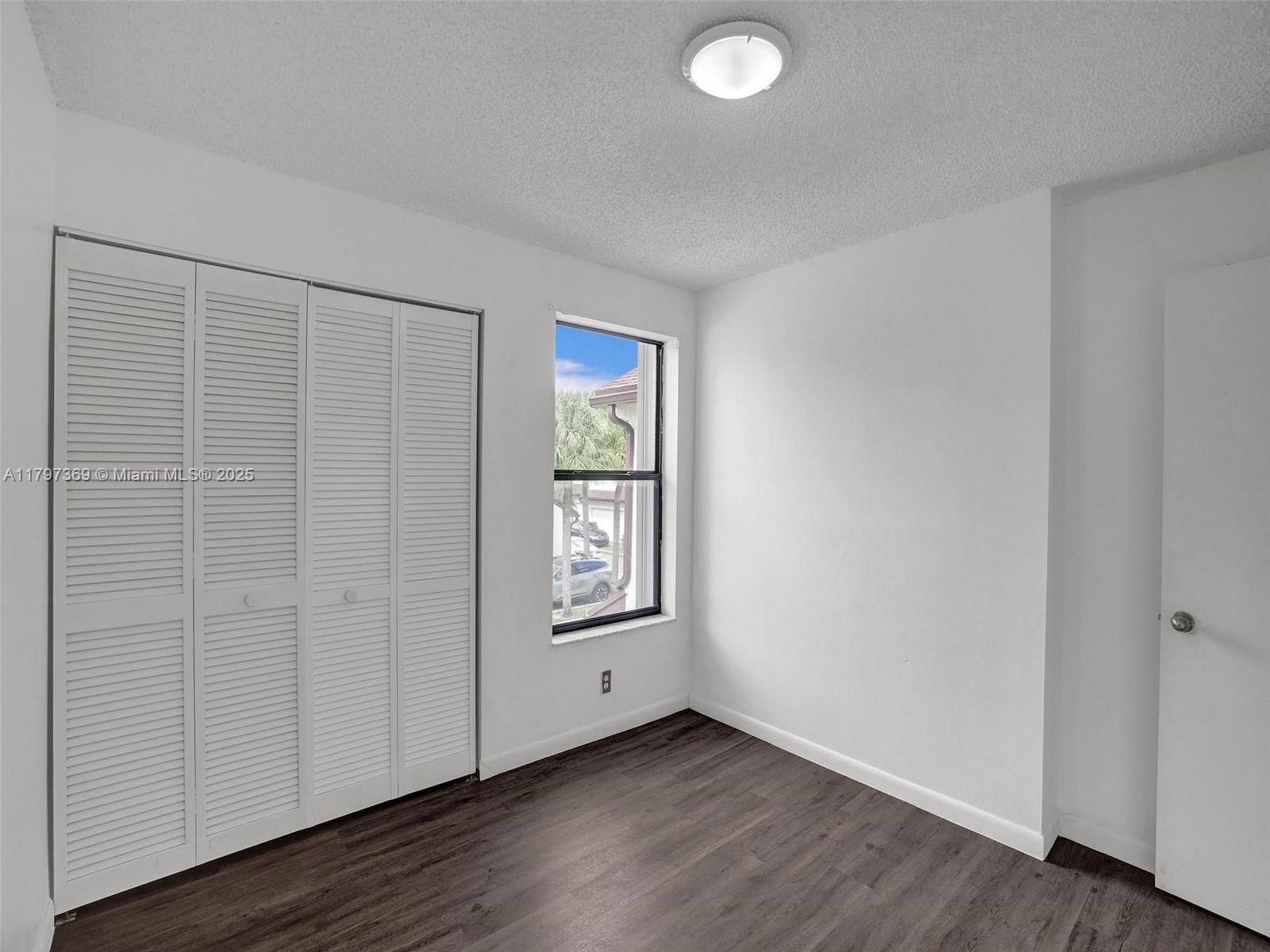 TANGLEWOOD TOWNHOMES SECT - Residential