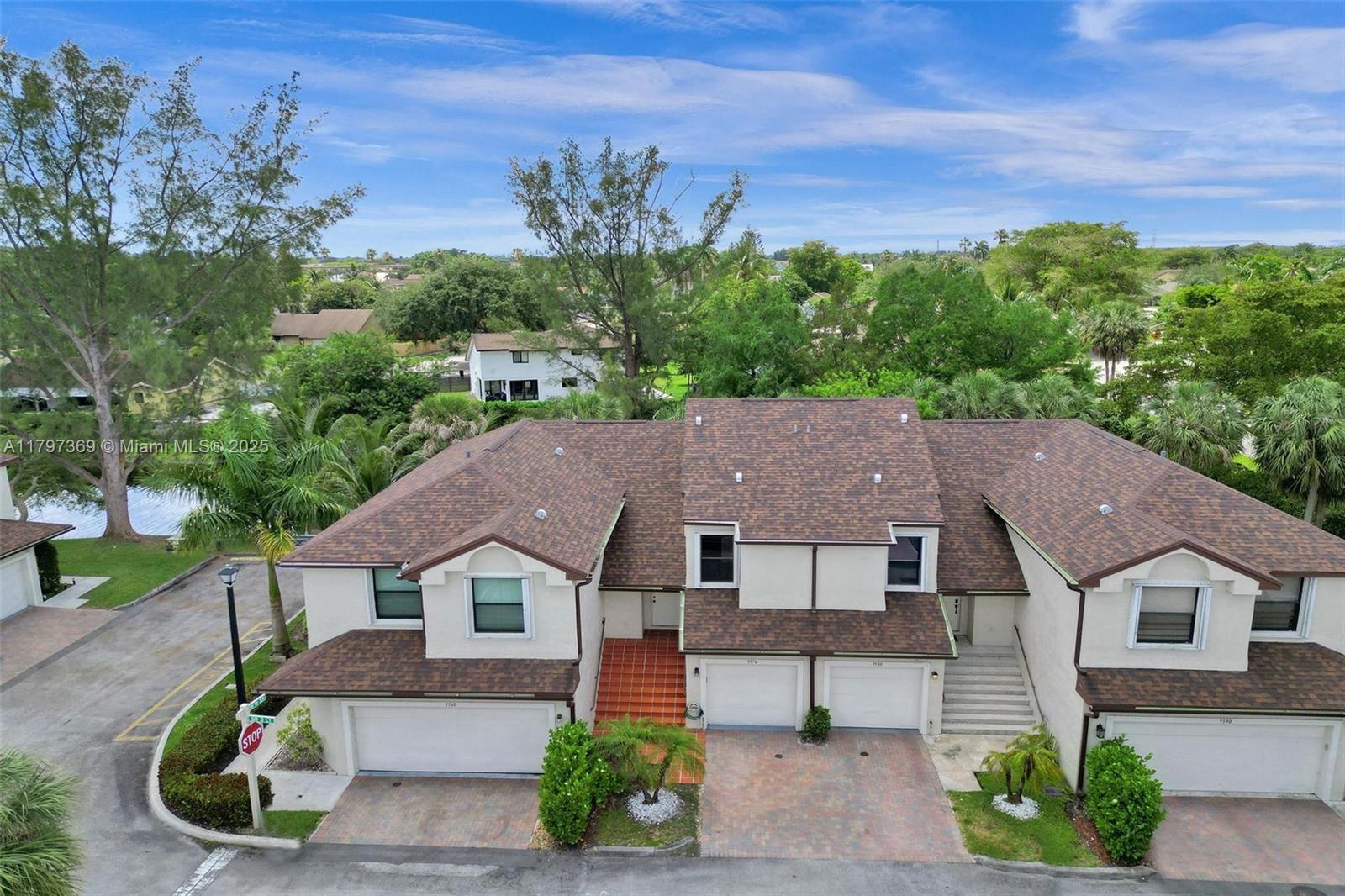 TANGLEWOOD TOWNHOMES SECT - Residential