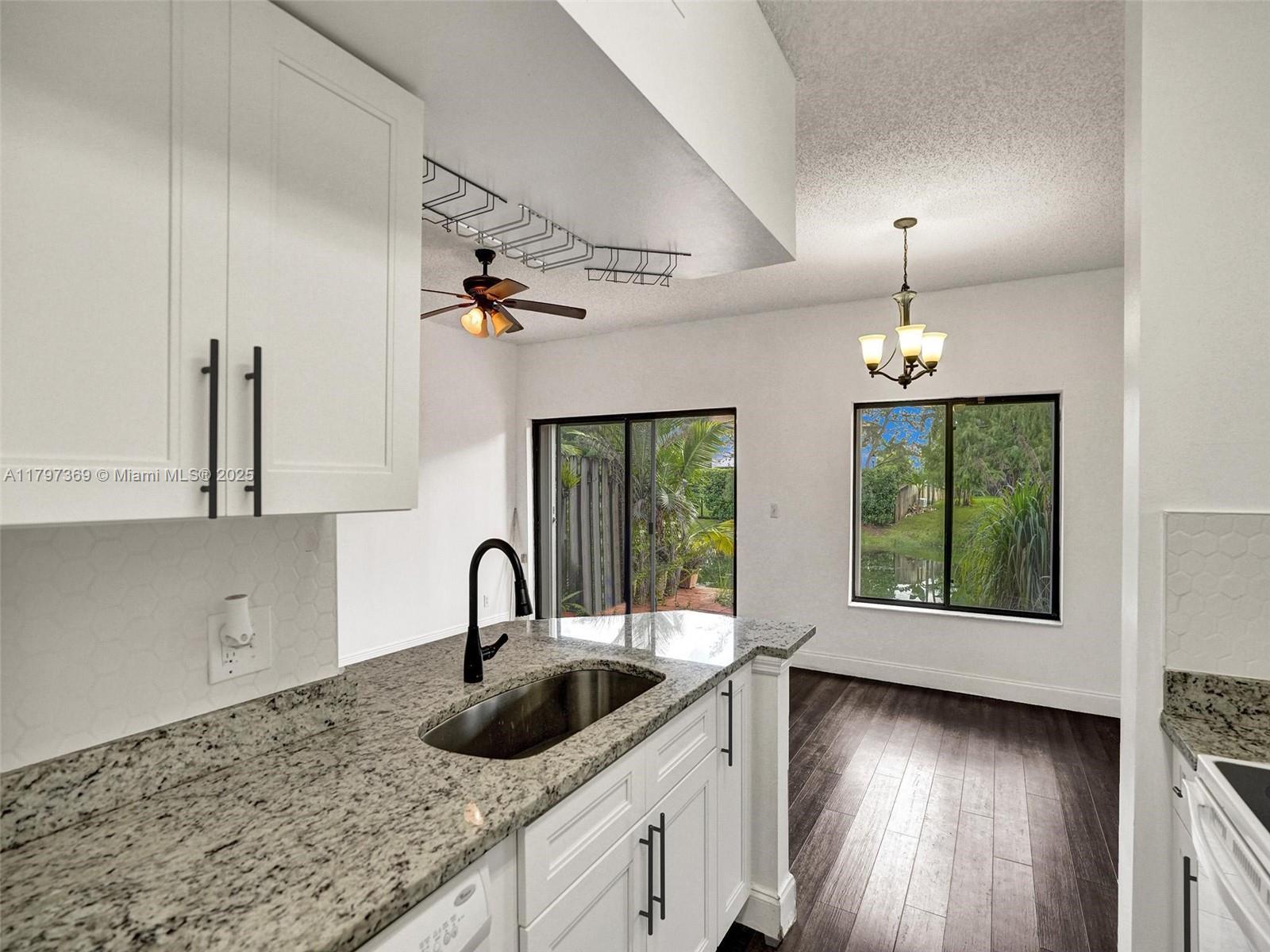 TANGLEWOOD TOWNHOMES SECT - Residential