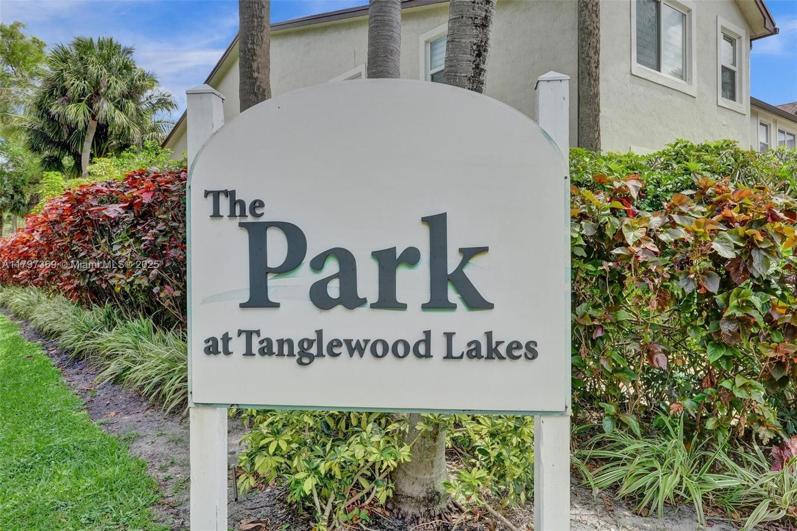 TANGLEWOOD TOWNHOMES SECT - Residential