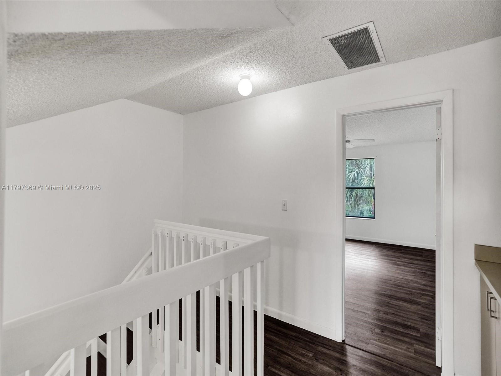 TANGLEWOOD TOWNHOMES SECT - Residential