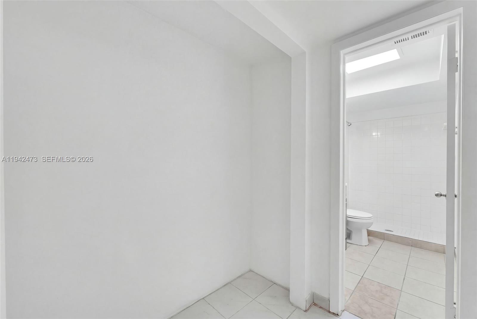 SUTTON HOUSE CONDO - Residential