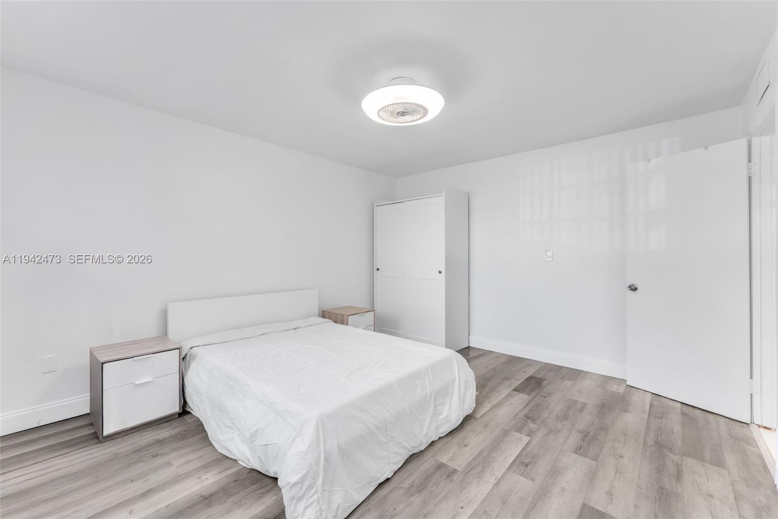 SUTTON HOUSE CONDO - Residential