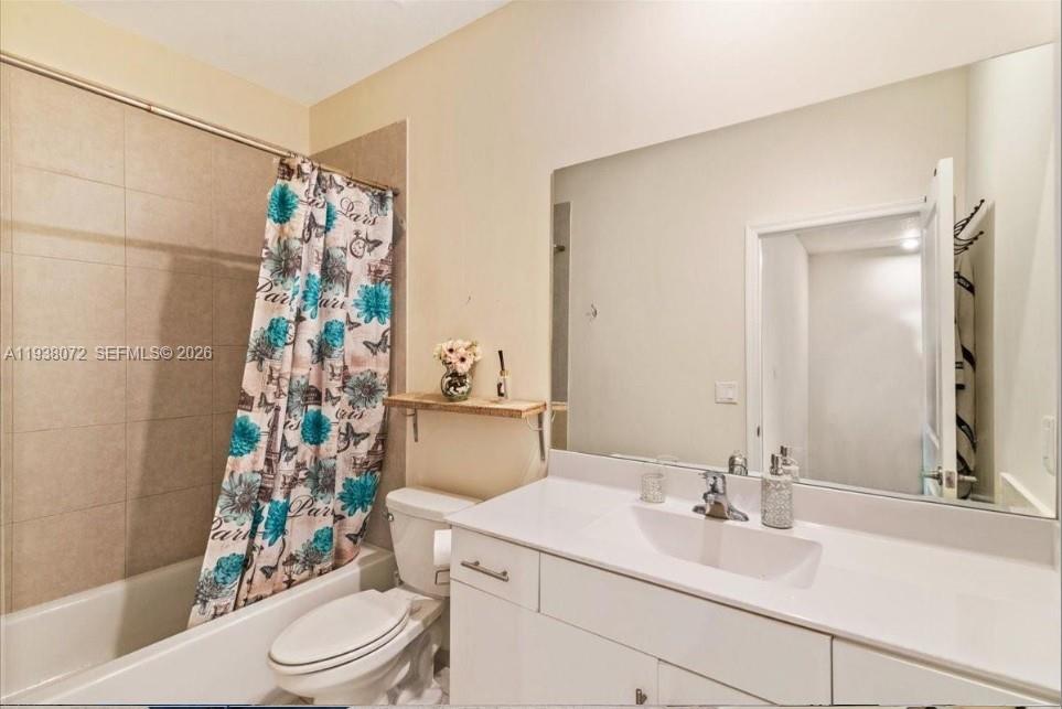 AQUABELLA NORTH - Residential