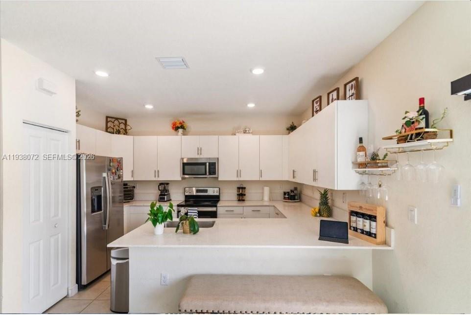 AQUABELLA NORTH - Residential
