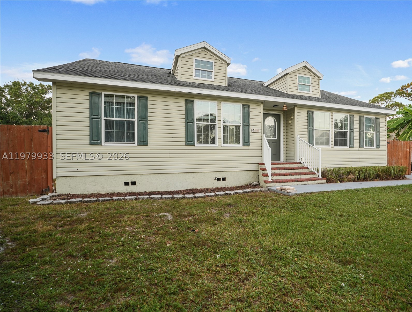 MOTIVATED SELLER! Nestled between lakes and lush greenery is this beautiful cottage like home in sought after Sebring, FL. A Peaceful, clean, and dog-friendly neighborhood popular with families and retirees. The 3 bedroom/2 bath charming property has a large front and back yard, along with a large deck and space for a pool. New roof installed in 2018, Ceramic tile and vinyl wood floors, His and hers (3) walk in closets, large sized bedrooms and open dining and sitting areas, allow for great entertaining. Centrally located near shopping, restaurants, hospitals and multiple golf courses. Don’t miss this great opportunity, call or text for a tour today!
