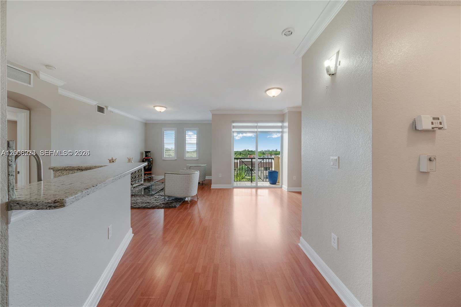 THE GRANDE CONDO - Residential