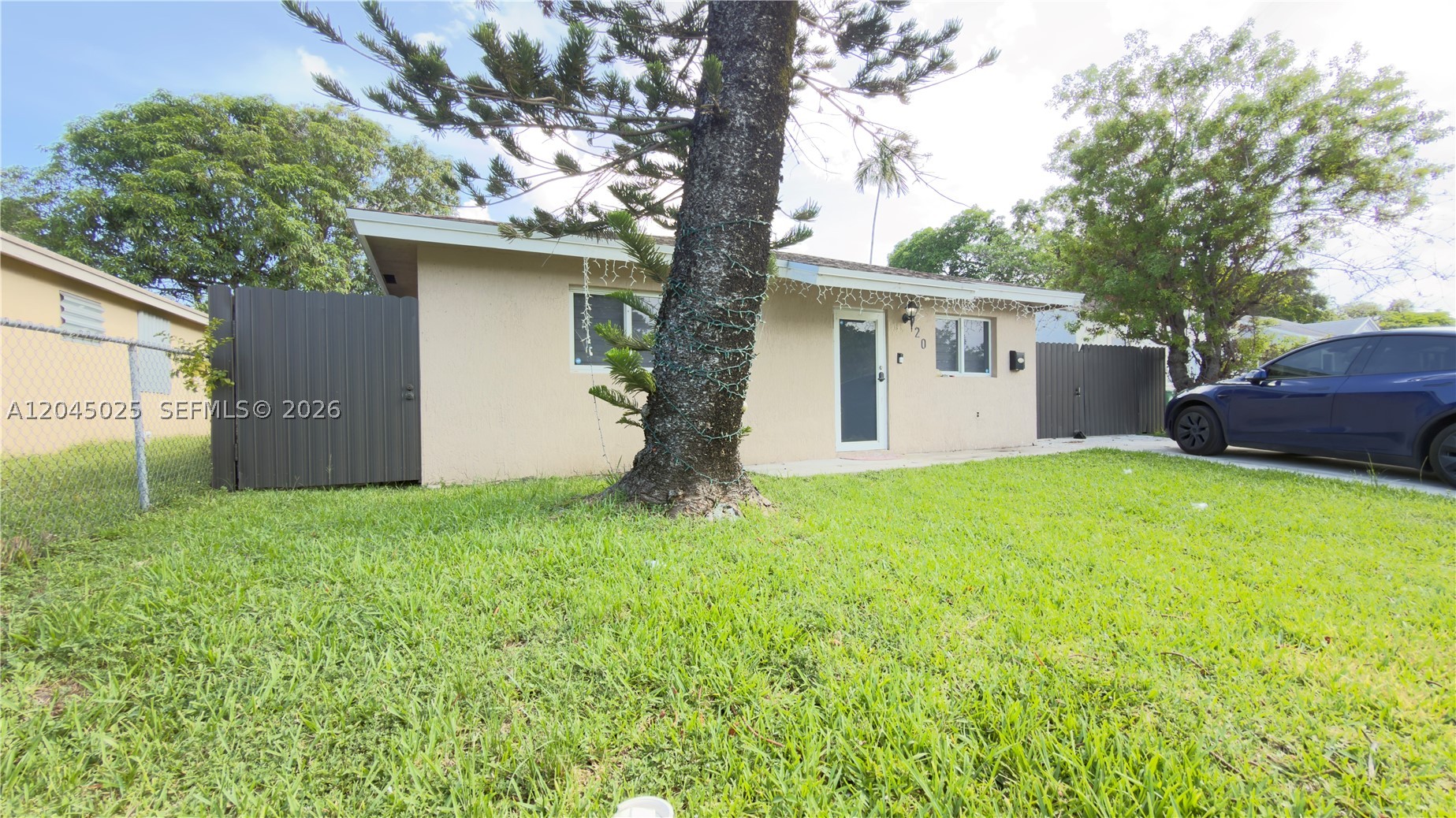 Build on 2021 – No HOA! Beautifully maintained 3-bedroom, 2-bath home featuring an open-concept layout, impact windows and doors, large-format porcelain tile floors, and abundant natural light. The modern kitchen offers stainless steel appliances, ample cabinetry, generous counter space, and a breakfast island overlooking the spacious living area.
Enjoy a fully fenced backyard with mature fruit trees and ample space for a pool or outdoor entertaining. Conveniently located near major highways, Miami International Airport, Wynwood, the Design District, Downtown Miami, shopping, dining, schools, and parks.
Move-in ready—don't miss this opportunity to own a newer construction home with no HOA!