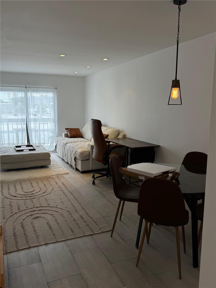 JEFFERSON GARDENS CONDO - Residential Lease