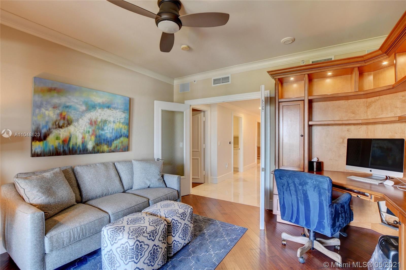 LUXURIA CONDO - Residential