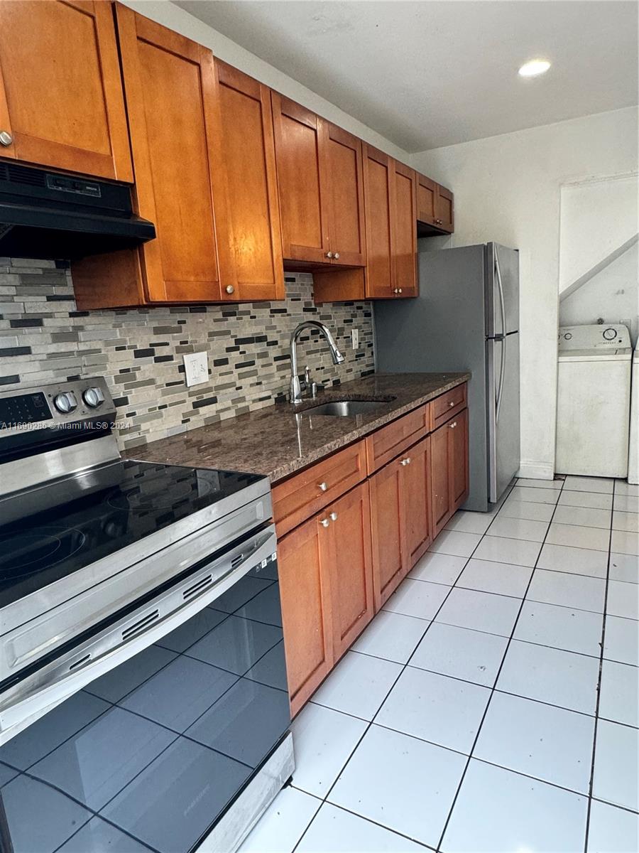 CENTURY GARDEN CONDO - Residential Lease