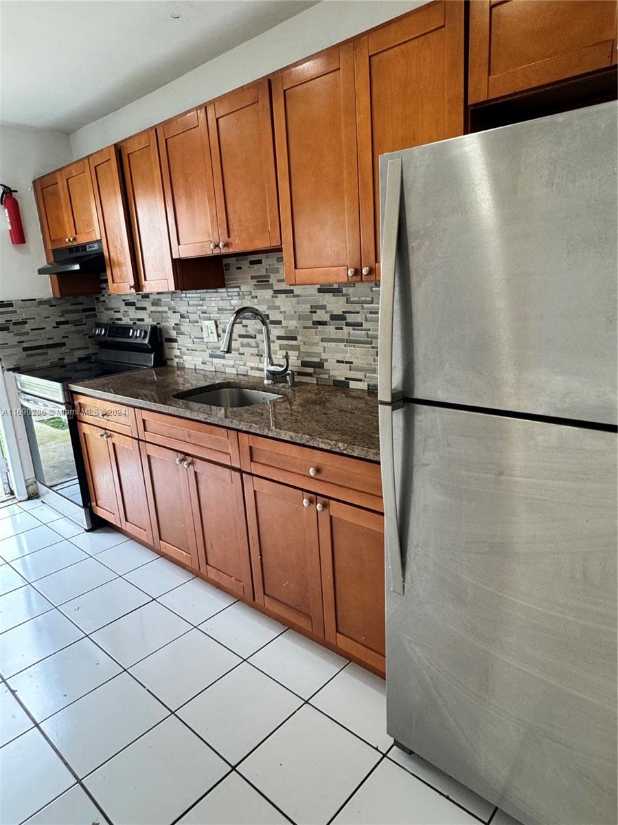 CENTURY GARDEN CONDO - Residential Lease