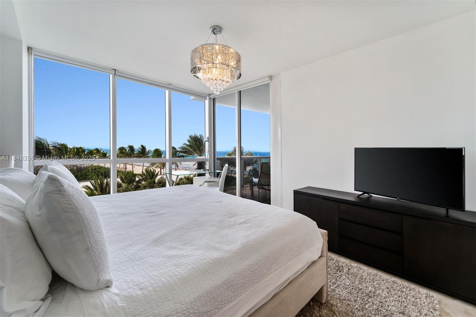 TRUMP ROYALE CONDO - Residential