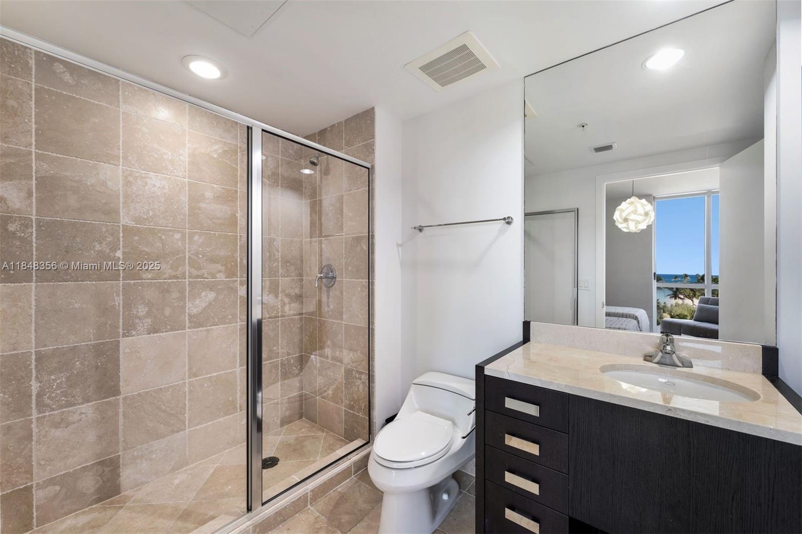 TRUMP ROYALE CONDO - Residential