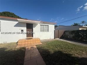 Location, location! Close to downtown and airport. 2 Units each with separate folio and electrical meter.