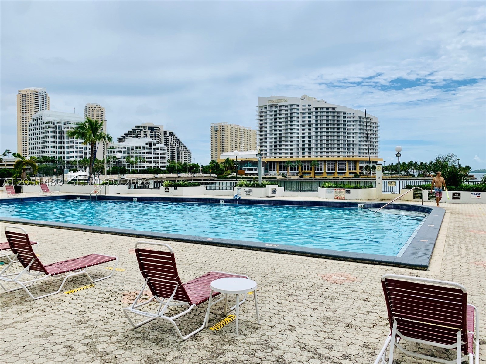 FOUR AMBASSADORS CONDO PH - Residential Lease